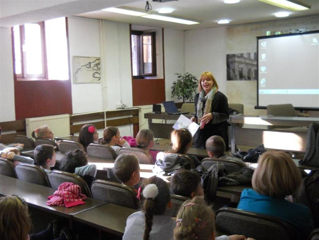 68492_4958853808579_1252882133_n