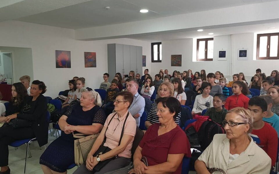 73021836 1022872941393397 4052718096689922048 n