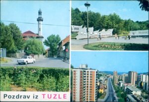 Naslov Pozdrav iz Tuzle [Razglednica] Vrsta građe razglednica Jezik bosanski Godina 197? Izdavanje i proizvodnja Beograd ; Titovo Užice : Crveni signal, 197? ([Gračanica] : ǂŠtamparija ǂGračanica) Fizički opis 1 razglednica : u boji ; 10 x 15 cm Predmetne odrednice Tuzla – Skver – Šarena džamija – Behram-begova džamija – Atik džamija – Šetalište Slana banja – Partizansko spomen obilježje – Ulica Maršala Tita – Zgrada Zvijezda – Razglednice UDK 77.033(497.6Tuzla) COBISS.BH-ID 55721222 Signatura – lokacija, inventarski br. Zavičajna zbirka 77 POZDRAV IN: 2000040