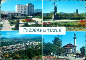 Naslov Pozdrav izTuzle [Razglednica] Vrsta građe grafika Jezik bosanski Godina [196?] Izdavanje i proizvodnja Tuzla : Univerzal, [196?] Fizički opis 1 razglednica : u boji ; 10 x 15 Predmetne odrednice Tuzla – Hotel Bristol – Spomenik rudarima – Husinski rudar – Šarena džamija – Behram-beg džamija – Panorama grada – Razglednice UDK 77.033(497.6 Tuzla) COBISS.BH-ID 57699846 Signatura – lokacija, inventarski br. Zavičajna zbirka 77 POZDRAV